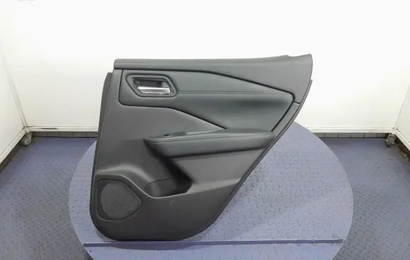 Nissan Qashqai Door card panel trim set 829A06UA1A