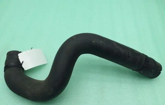 Porsche 911 996 Engine coolant pipe/hose 99610664156