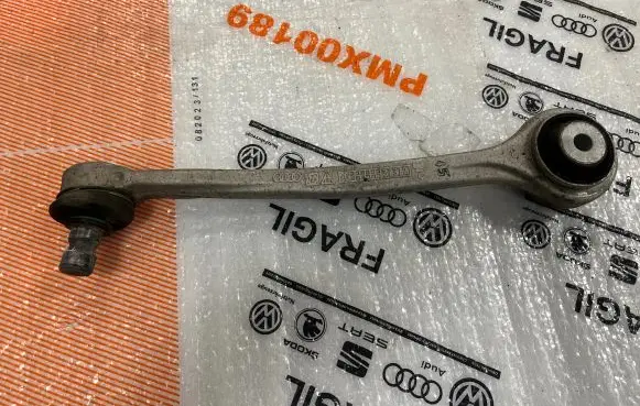 Audi A5 Front lower control arm/wishbone 8W0407505E