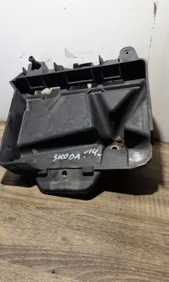 Skoda Fabia Mk3 (NJ) Battery tray 