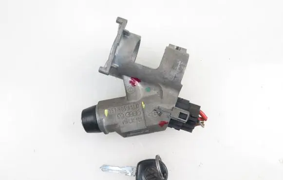 Volkswagen PASSAT B4 Ignition lock 357905851D
