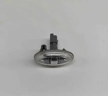Opel Vivaro Front fender indicator light 9680057480