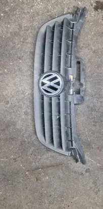 Volkswagen Caddy Front grill 1T0853651A