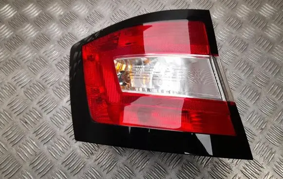 Skoda Fabia Mk3 (NJ) Rear/tail lights 6V9945095