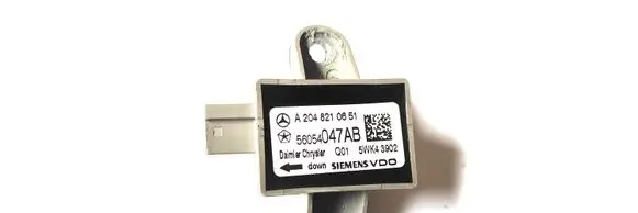 Mercedes-Benz C W204 Airbag deployment crash/impact sensor A2048210651