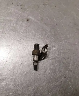 Mercedes-Benz Vito Viano W639 Fuel pressure regulator A6510703981