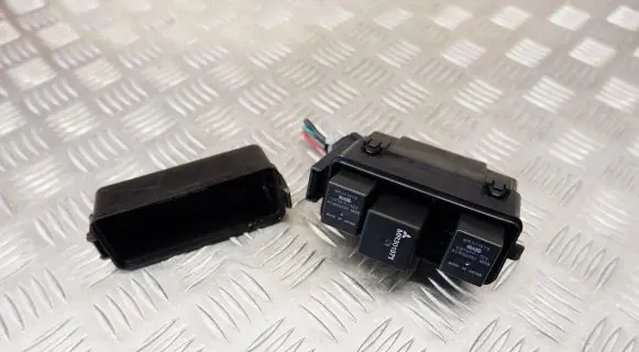 Mitsubishi Outlander Fuse box set MR301978 8565A286
