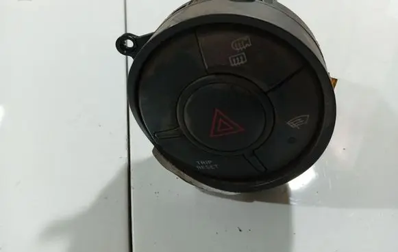 Hazard light switch