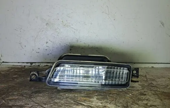 Subaru Outback Reverse light 13220791