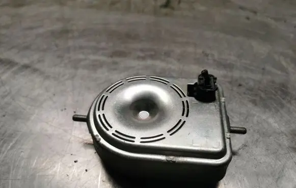 Volvo V70 Alarm system siren G9N19G229DE