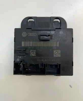 Audi A5 8T 8F Door control unit/module 8T0959795F P10092509 0401120006