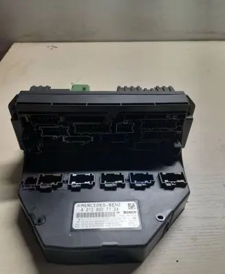 Mercedes-Benz E W212 Fuse module A2129007124 A2319021501 A2129015504