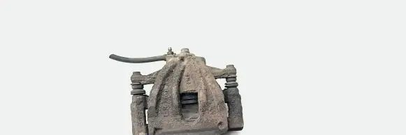 Toyota Corolla Verso E121 Front brake caliper