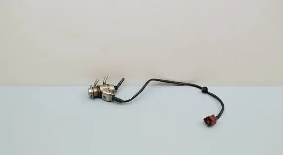 Volkswagen Sharan AdBlue injector 04L131113G