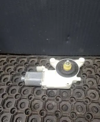 Chrysler Grand Voyager V Rear door window regulator motor 0130822335