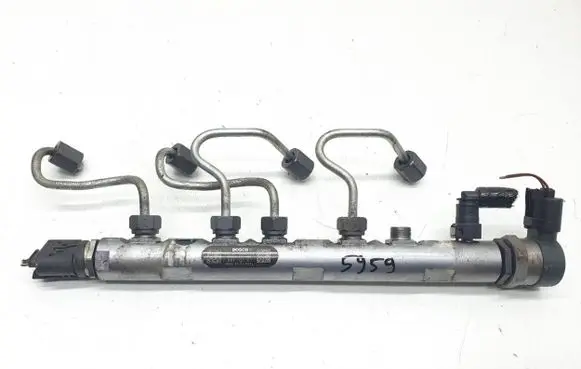 BMW 1 E81 E87 Fuel main line pipe 0445214182