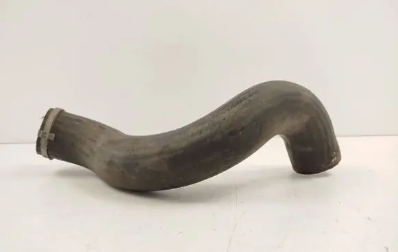 Volvo V70 Intercooler hose/pipe P9259