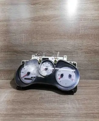 Toyota RAV 4 (XA20) Speedometer (instrument cluster) 8380042A70