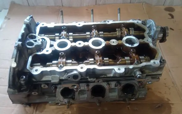 Audi S5 Engine head 06E103404K