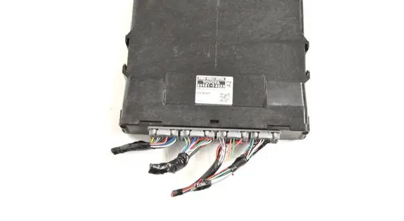 Toyota C-HR I Central body control module 89981F4020