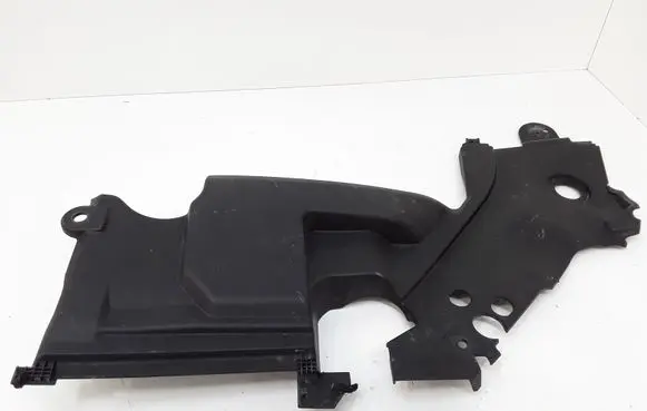 Toyota Avensis T250 Radiator trim 