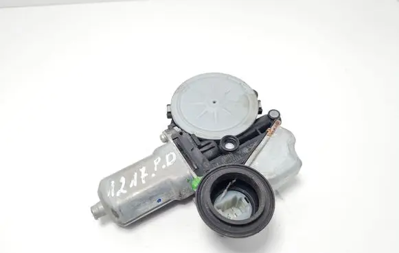 Toyota Prius (XW30) Front door window regulator motor 8571030400 0620201230
