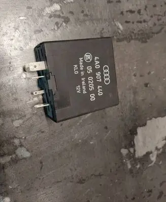 Audi A6 S6 C5 4B Other relay 4A0907440 361