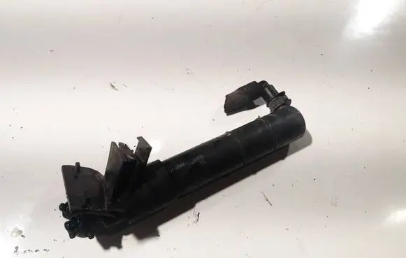 Ford Focus Headlight washer spray nozzle