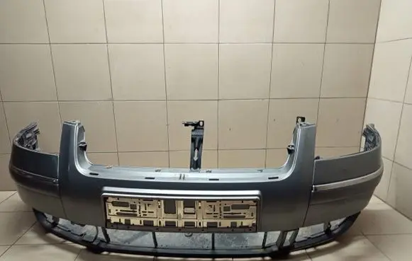 Volkswagen PASSAT B5.5 Front bumper 3B0805903F
