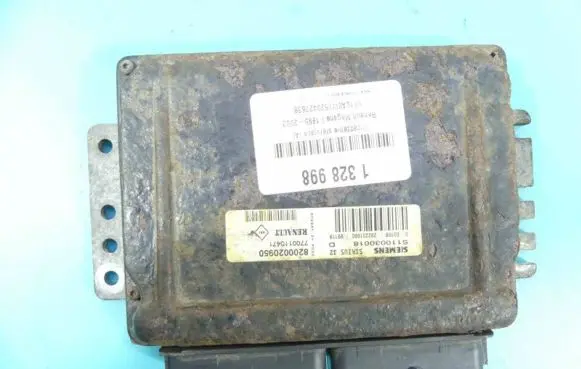 Renault Megane I Engine control unit/module ECU 8200020950 IMPRK1328998