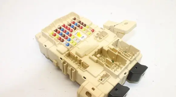 KIA Soul Fuse module 91950E4521