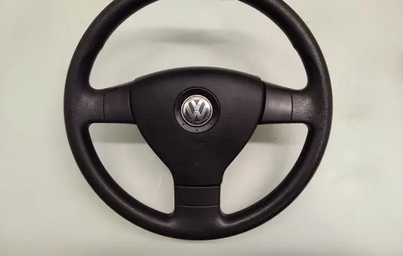 Volkswagen Golf Plus Steering wheel