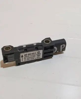 Volkswagen Phaeton Airbag deployment crash/impact sensor 4B0959643E