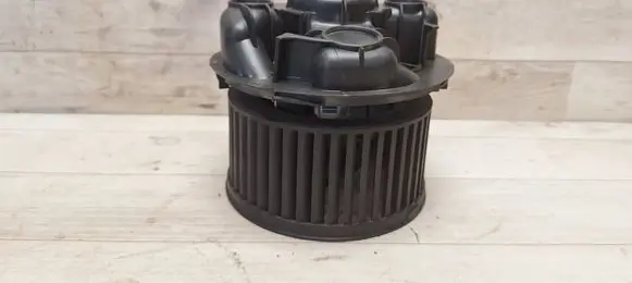 Nissan Note (E11) Heater fan/blower F667217D 0227017870020