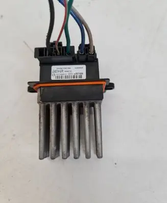 Chrysler Sebring (ST-22 - JR) Heater blower motor/fan resistor 05061587AA F011500010 030606