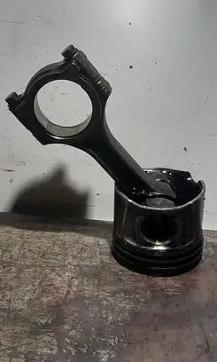 Renault Trafic III (X82) Piston 080340