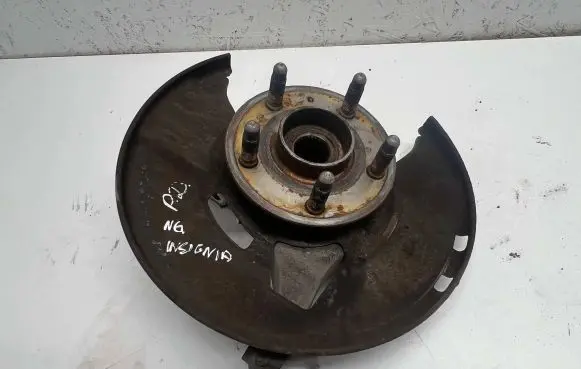 Opel Insignia A Front wheel hub