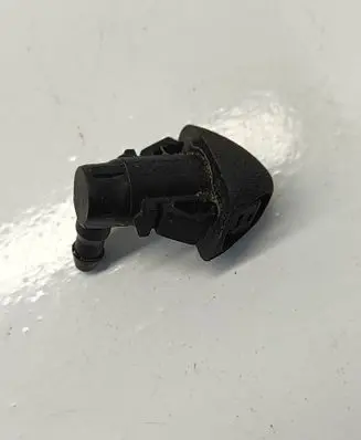 Chevrolet Camaro Windshield washer spray nozzle 24202