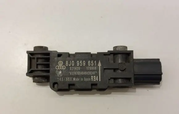 Audi A3 S3 8P Airbag deployment crash/impact sensor 8J0959651