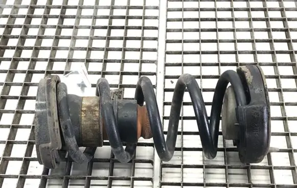 Chrysler Pacifica Rear coil spring P68231034AA