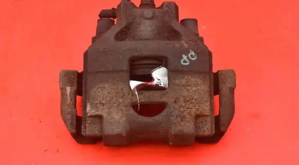 Toyota Yaris Front brake caliper