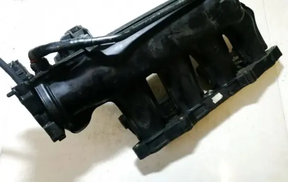 Mercedes-Benz C W203 Intake manifold 2711401101