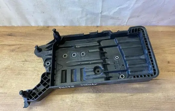 Volkswagen Tiguan Battery tray 5QF915325B