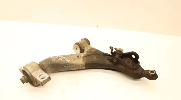 Lexus IS 220D-250-350 Front lower control arm/wishbone
