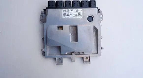 Mercedes-Benz S W223 Engine control unit/module A2569001200 0261S20167 HH171300