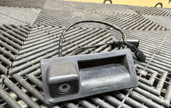 Porsche Cayenne (92A) Tailgate handle with camera 7P0827566C