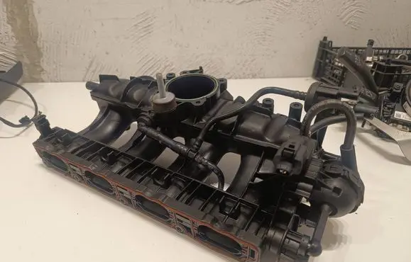 Audi A4 S4 B8 8K Intake manifold 06H133185BG 037906283C