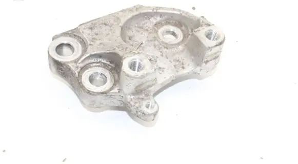 Honda Civic Engine mounting bracket