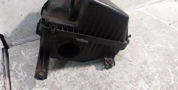 KIA Sorento Air filter box 281103E200