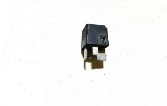 Mercedes-Benz ML W163 Other relay a0025421519 4ra007793-02